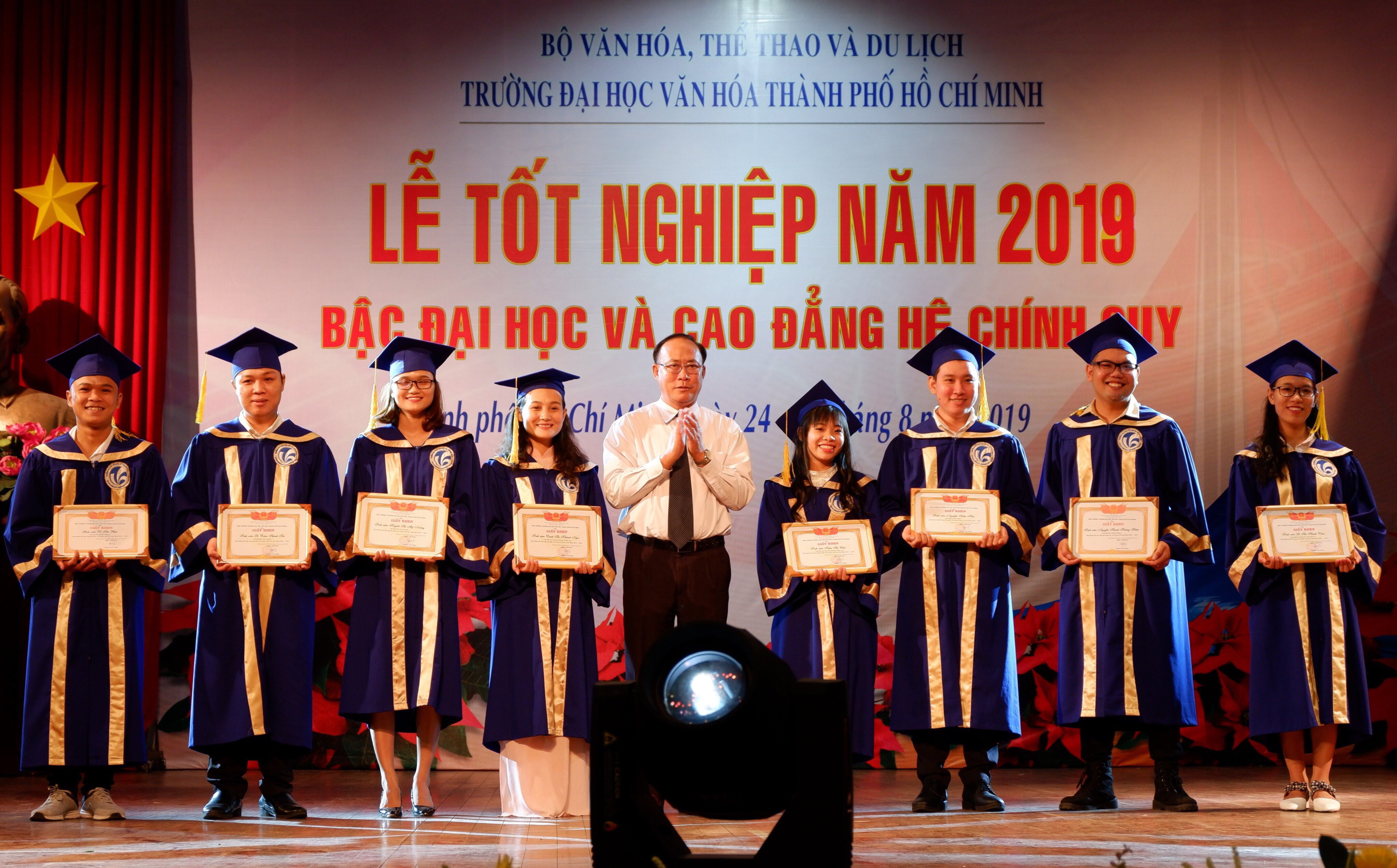 LỄ TỐT NGHIỆP CAO ĐẲNG, ĐẠI HỌC NĂM 2019