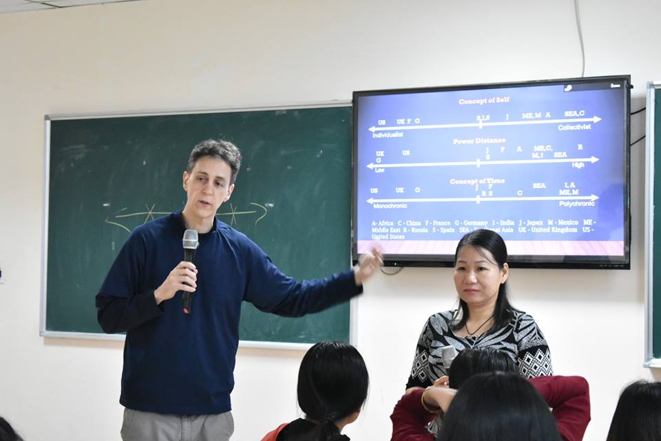 TRUYỀN THÔNG LIÊN VĂN HOÁ - HỌC PHẦN ĐÁNG NHỚ