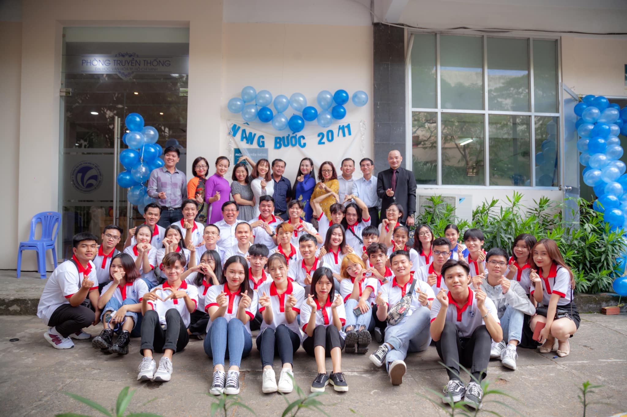 CHƯƠNG TRÌNH "NÂNG BƯỚC" MỪNG NGÀY NHÀ GIÁO VIỆT NAM 20/11